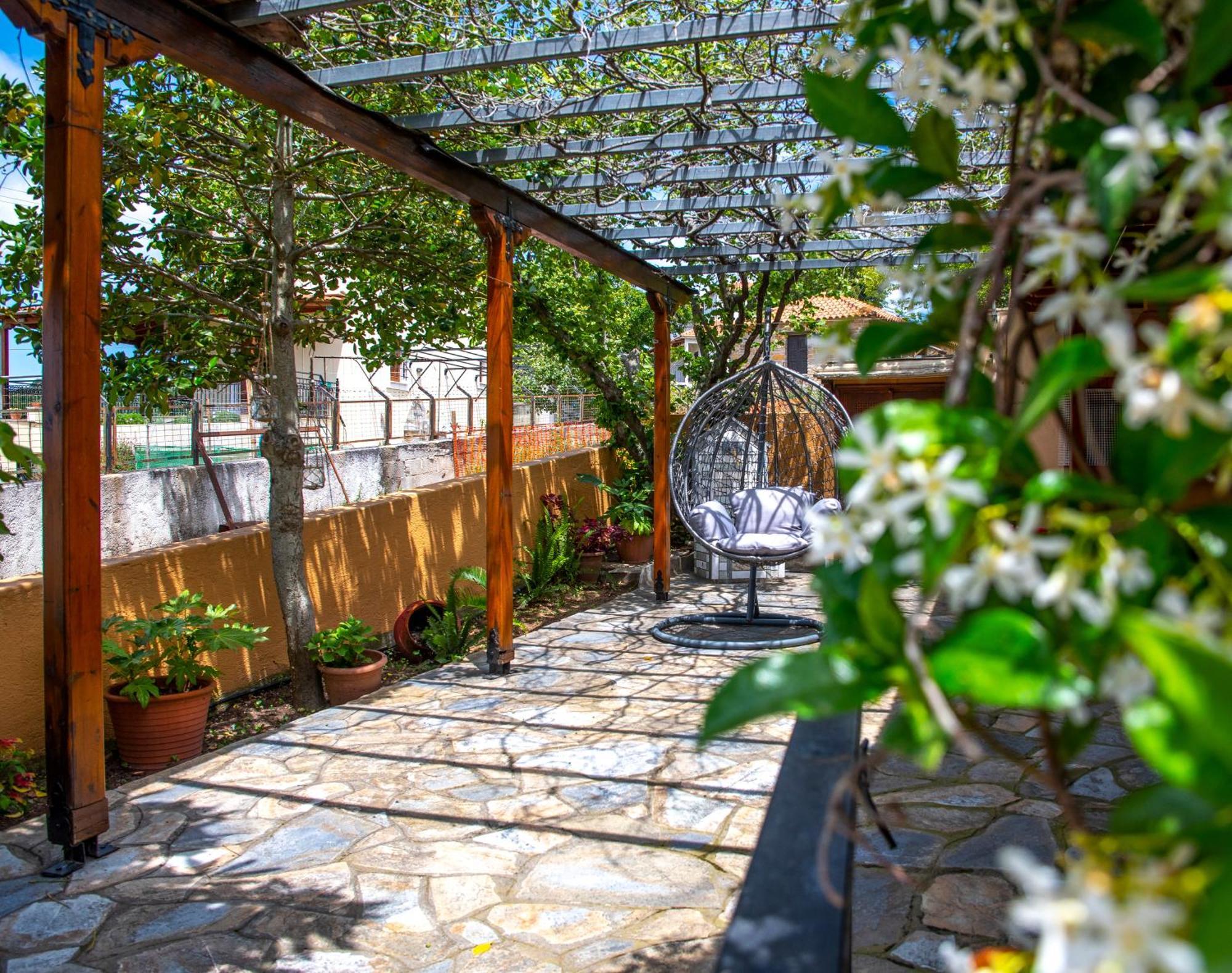 La Casa De Vacation Villa Lafkos Buitenkant foto